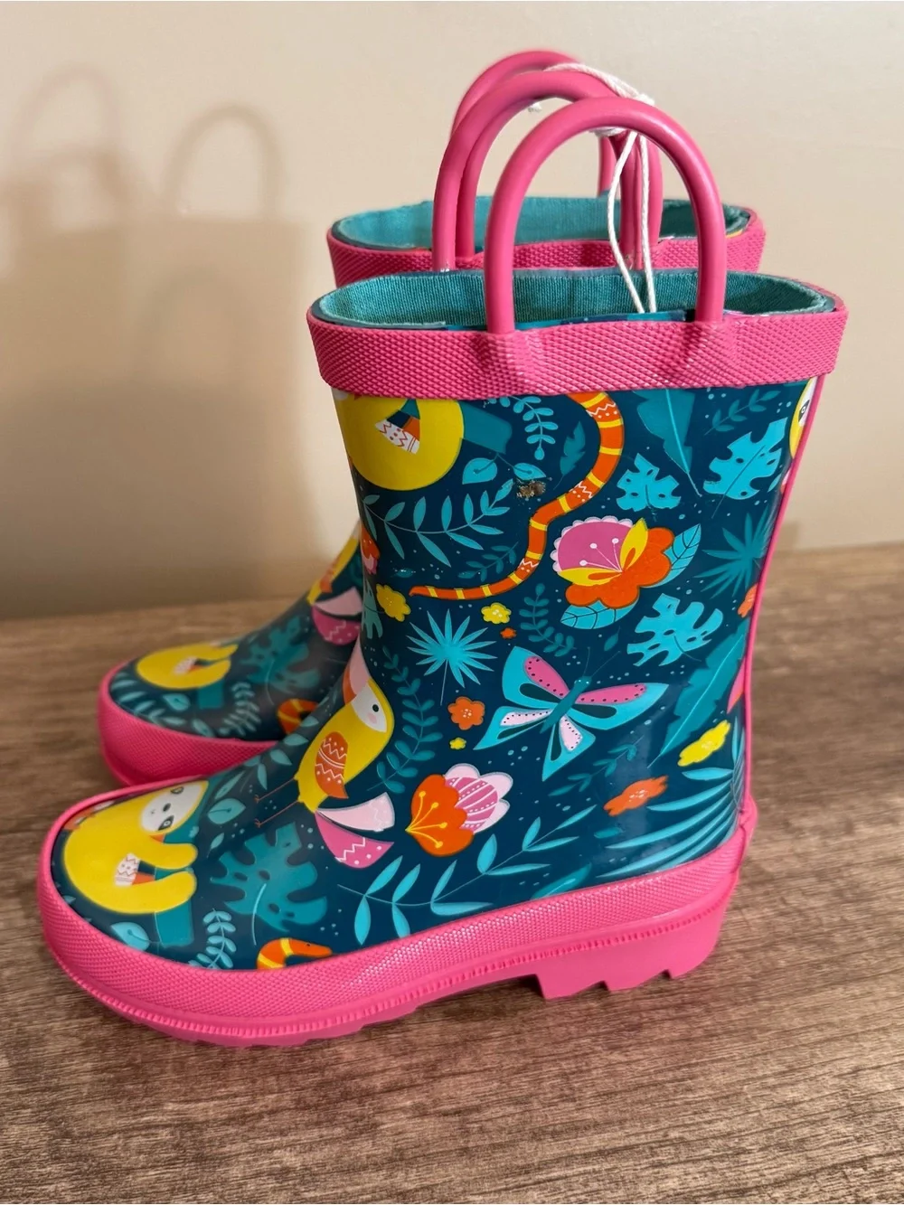 Lily & Dan Sloth Toucan Tropical Rain Boots Vibrant Colorful Cute Pink Blue 7/8